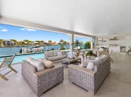 Waterfront Showpiece