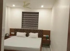 Hotel O Netaji Metro Station Kolkata Formerly Mahamaya Step Inn