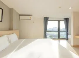 B2 Phayao Boutique & Budget Hotel