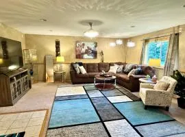 Spacious 2 Bedroom Lower Level with Garage Stall