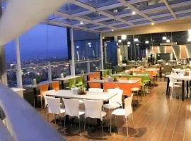 Hermes Palace Hotel Medan