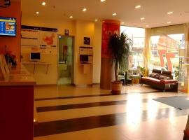 7 Days Inn Shantou Chenghai, ξενοδοχείο σε Batou