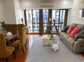 New 2BR Suite Milano Residences Poblacion Makati 110sqm, hotel s vířivkou v destinaci Sampong