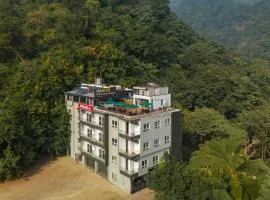 Perfectstayz Premium Pinaaki - Ganges View