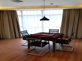 GreenTree Inn Yichun Mingyueshan Airport, hotel in Yichun