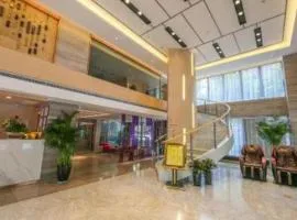 Lavande Hotel·Wuhan Qingshan Zhongyuan Plaza