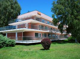 Hotel Flóra, hotel v destinaci Dudince