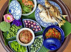 Phuket Nonnita Boutique Resort - SHA Plus, hotel in Phuket