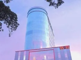 Horison Nindya Semarang