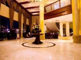 San Jiang Grand Hotel, hotel cerca de Aeropuerto Internacional Wattay - VTE, Ban Vattai Gnai