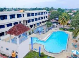 Hakmaz Taba Syariah Hotel