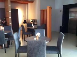 Hotel Benua、Pulupandaのホテル
