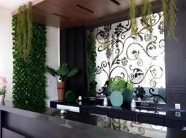 Tropical Point Hotel Syariah、Pipuluのホテル