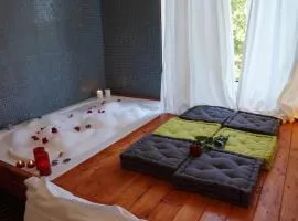 Jacuzzi Rooms