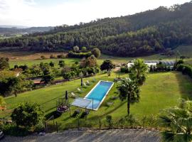 Casas de Fralães, hotel a Grimancelos