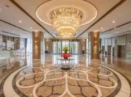 The Long Red Hotel Daye Huangshi