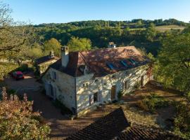 Mas del Lum, hotel i Boussac