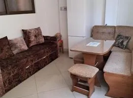 Apartament,4 paturi, 2 dormitoare,Living cu bucatarie