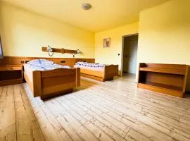 33 - 11 Hotelkamer voor twee personen in Marx