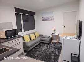 Manuki Tiny Retreat - Private stay Christchurch