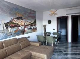 Anto's House 2 bedroom Gulf View home with Jacuzzi, ξενοδοχείο στην Όλμπια