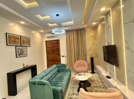 A well furnished 2 bedroom apartment in AREPO, close to Ikeja, hotel en Magboro-Akeran