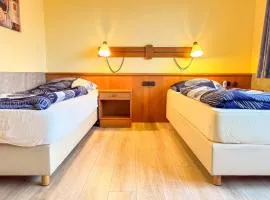 33 - 16 Hotelkamer voor twee personen