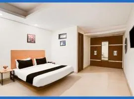 Hotel Neelagiri The Shiva-Palace near Assi Ghat # Ganga River# Kashi Vishwanath Temple - Restaurants # Car parking - Free Wifi Facilities - Fully Air conditioning Premium Room # Best Premium Hotel Inn Varanasi