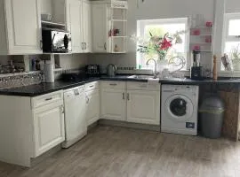 Premium 7 Bedroom house on Thingwall Road CH613UB