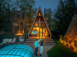 Meszes Twins, Hotel in Kalocsa