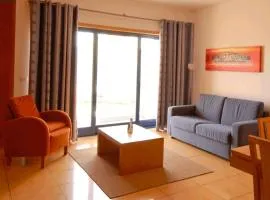 Charming Orada 2-Bedroom Albufeira Duplex Apartment with Shared Pool sleeps 6