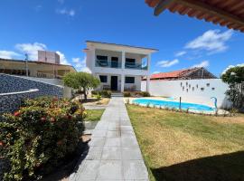 Casa vista Mar, pé na areia com piscina !, hotel i Pitimbu