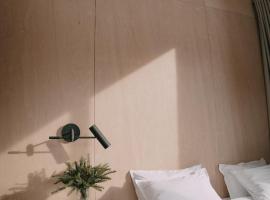 Barnhouse Tatariv, Hotel in Dobrovelychkivka