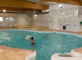 M.Home ACCES E076 3chbr/6pers