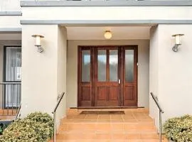 Kingsland Big Family Comfort House