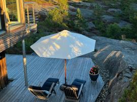 Modern Cabin With Sea Views In Portør, hotel i Stabbestad