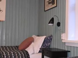 Prestshús 2 Guesthouse