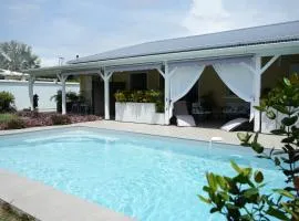 Chambres d hôtes Villa Créoléna avec piscine à Anse Bertrand Guadeloupe
