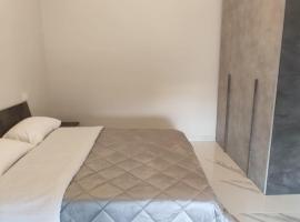 Residence Niko 2, hotel a Pratica di Mare