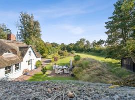 Witt-Dün, отель в городе Татинг