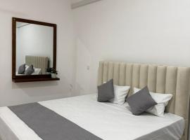 Grand Jay, hotel in Galewela