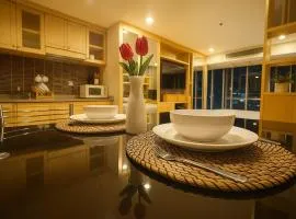 Modern Suite near BTS Nana Netflix Sky View