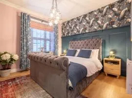 The Secret Garden, Donaghadee - The Hideaway - Guests 7