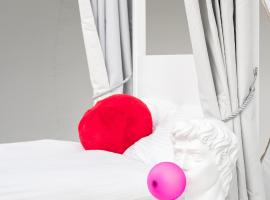 Barn bubble, Hotel in Maidstone