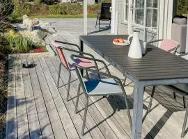 Cozy Family Cabin Surrounded By Idyllic Islands