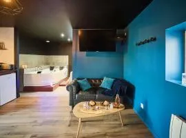 L'Escapade Balnéo, proche Gare, Centre ville, Circuit des 24H