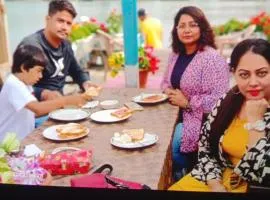 Mombay group of House boat premium