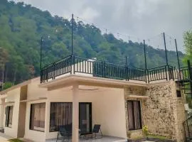 Villa nuansa tawangmangu