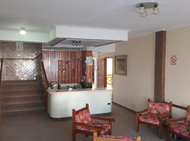 Gran Hotel Avenida, hotel v destinaci Villa Gesell