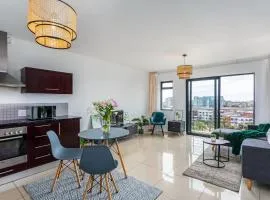 Knightsbridge 702W by CTHA